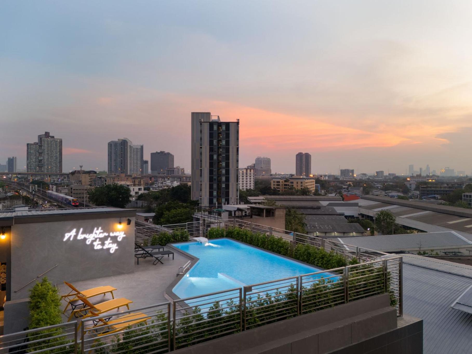 فندق Lumen Bangkok Udomsuk Station المظهر الخارجي الصورة